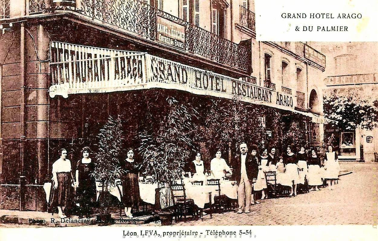 2266- Alger - Rue Arago - Boulevard Carnot - Grand Hotel-Restaurant Arago.jpg